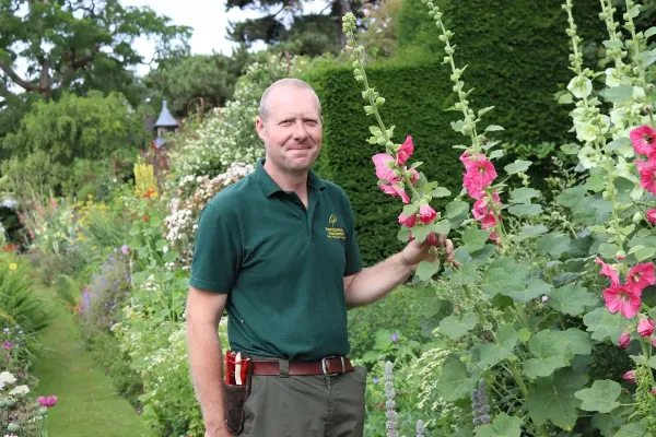 Ross Underwood - Head Gardener, Dorothy Clive Garden